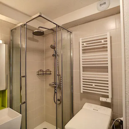 2 Pieces 4 Pers, Balcon Sud, Parking, Les Menuires Apartment *